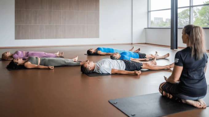 Header Yoga 14